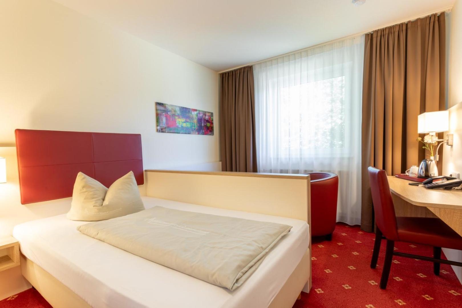 Hotel Montana Diemelstadt Ngoại thất bức ảnh